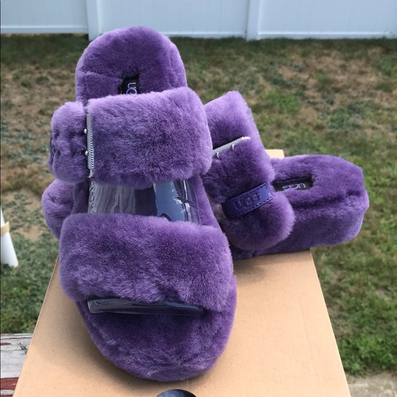 UGG Fuzz Yeah Slippers - Picture 9 of 11